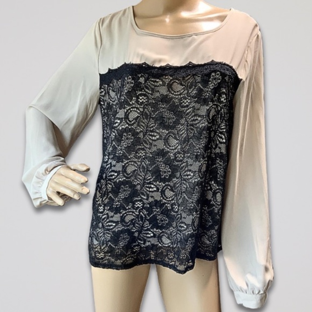 Forever 21 Blouse Round Neck Long Sleeves Lace Overlay Tan/Black Women’s L NWT